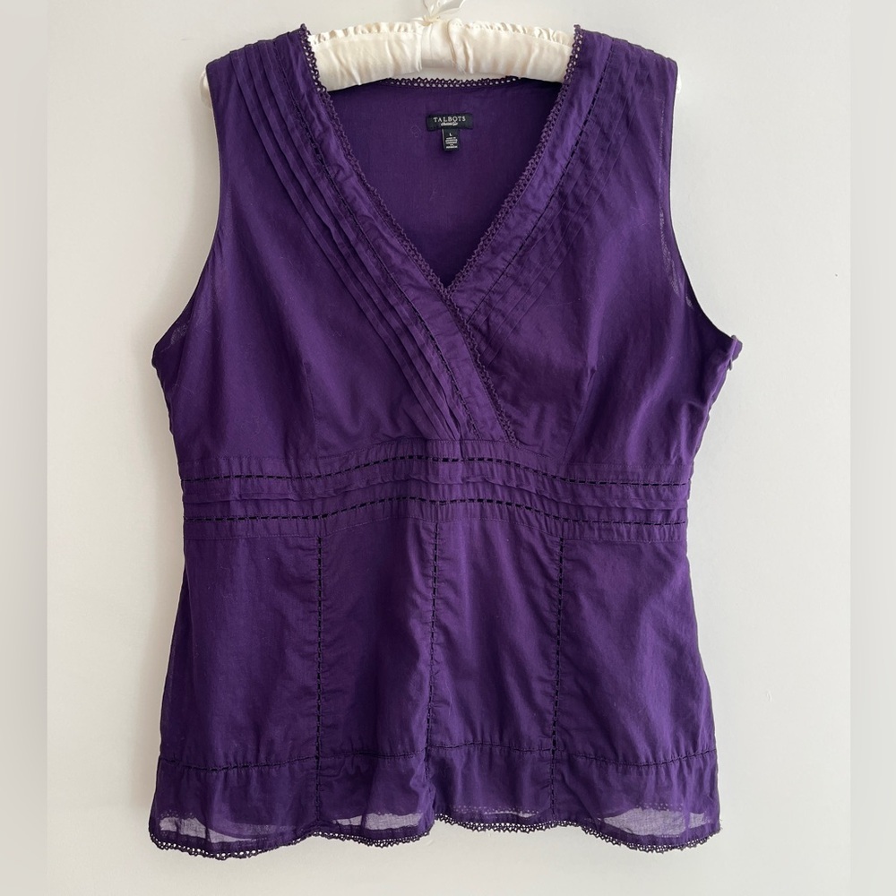 TALBOTS Sleeveless V Neck Lined Blouse 100% Cotton Lightweight Pleats Sheer